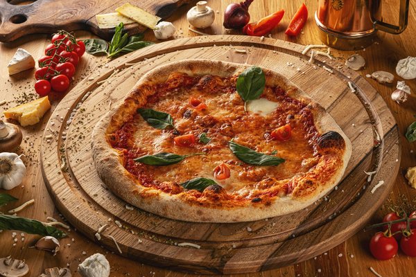 ¿Qué ingredientes se necesitan para hacer una pizza de pepperoni casera?